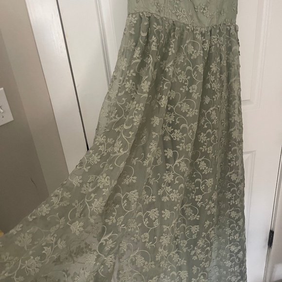 BHLDN (Anthropologie) Sage Green Embroidered Maxi Dress – Size 8 - Picture 3 of 5